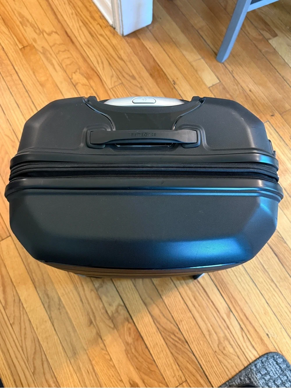 Samsonite Black Freeform Medium Check-in Hardside Spinner